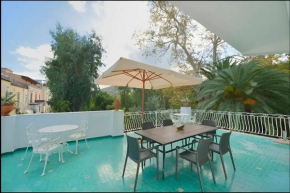 Charming front sea apartment Ischia